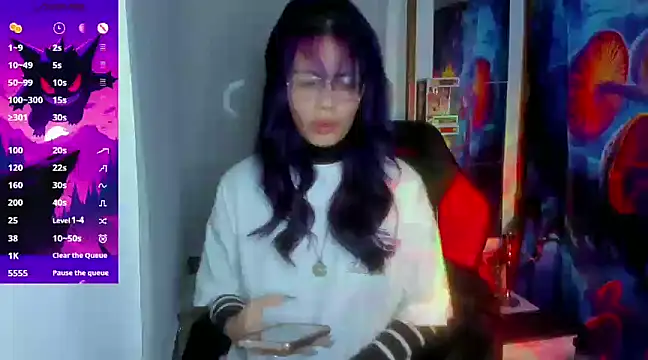 Snapshot of _sakae_ chatting on 12.30.24  sakae  online show from 12.30.24