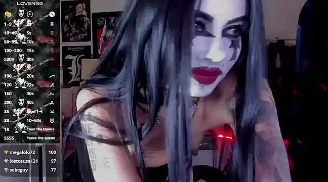 Snapshot of _sakae_ chatting on 03.15.25  sakae  online show from 03.15.25