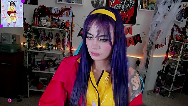 Snapshot of _sakae_ chatting on 10.28.25  sakae  online show from 10.28.25