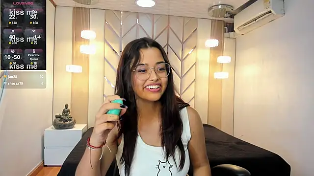 Ariana Pierce online show from 01.31.25