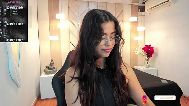 Ariana Pierce online show from 03.03.25