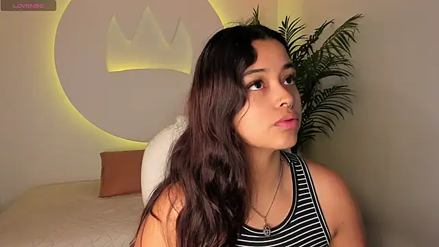 Ariana Pierce online show from 10.11.25