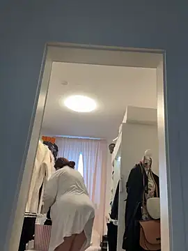 Engel mia online show from 01.15.26