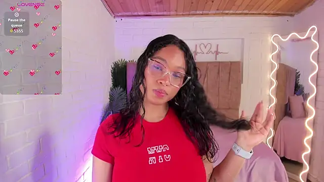 penelope tay1 online show from 11.24.25