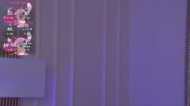 Snapshot of DorisHell chatting on 10.17.25 DorisHell online show from 10.17.25