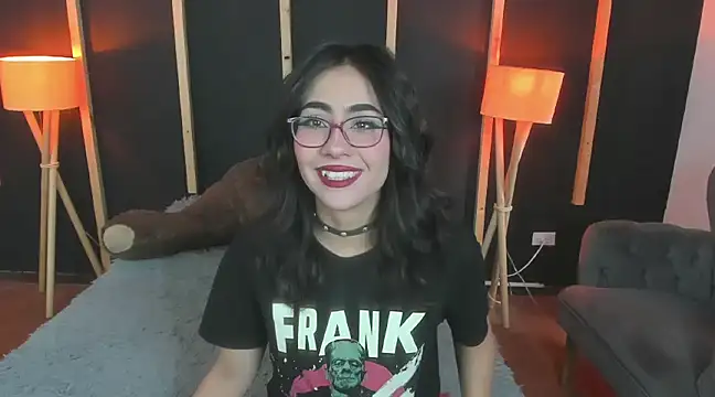 vampy dolll online show from 01.06.25