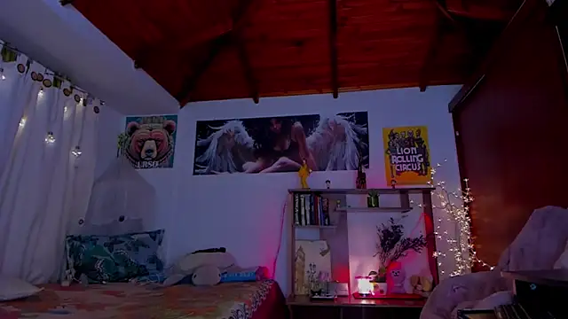 Snapshot of cuteweed420 chatting on 02.23.25 cuteweed420 online show from 02.23.25