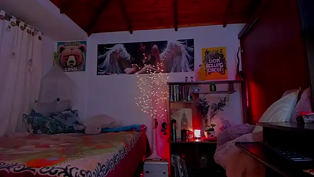 Snapshot of cuteweed420 chatting on 02.26.25 cuteweed420 online show from 02.26.25