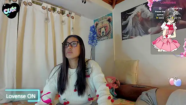 Snapshot of cuteweed420 chatting on 11.16.25 cuteweed420 online show from 11.16.25