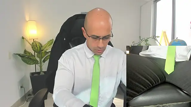 Snapshot of ryan_master_ chatting on 12.27.24 ryan master online show from 12.27.24