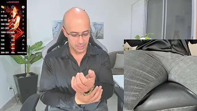 Snapshot of ryan_master_ chatting on 01.02.25 ryan master online show from 01.02.25