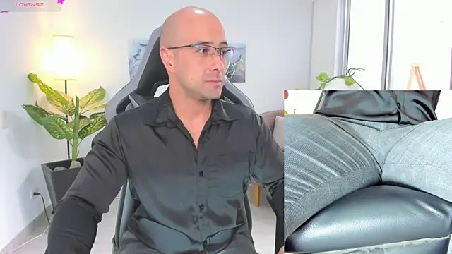 Snapshot of ryan_master_ chatting on 01.02.25 ryan master online show from 01.02.25