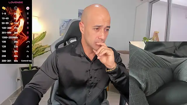 Snapshot of ryan_master_ chatting on 01.09.25 ryan master online show from 01.09.25