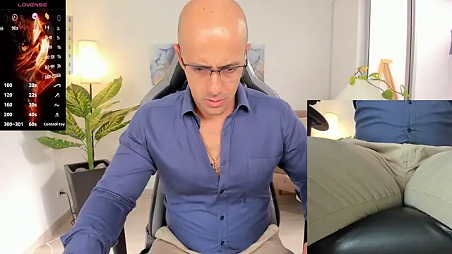 Snapshot of ryan_master_ chatting on 01.14.25 ryan master online show from 01.14.25