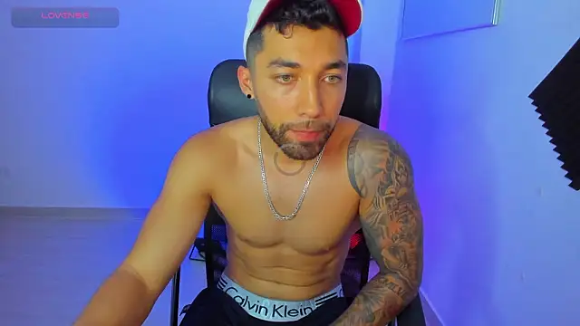 Sweet and caramel online show from 02.10.26