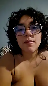 Snapshot of hivirgin chatting on 01.11.25 hivirgin online show from 01.11.25