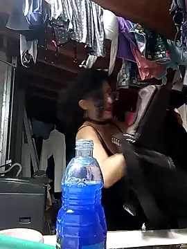 LoveElectra online show from 01.20.25