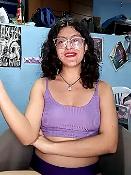 LoveElectra online show from 02.15.25