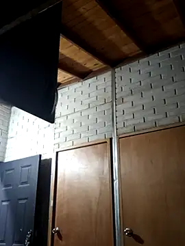 LoveElectra online show from 10.29.25