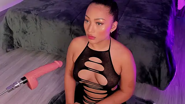 Lillyortiz online show from 02.23.25