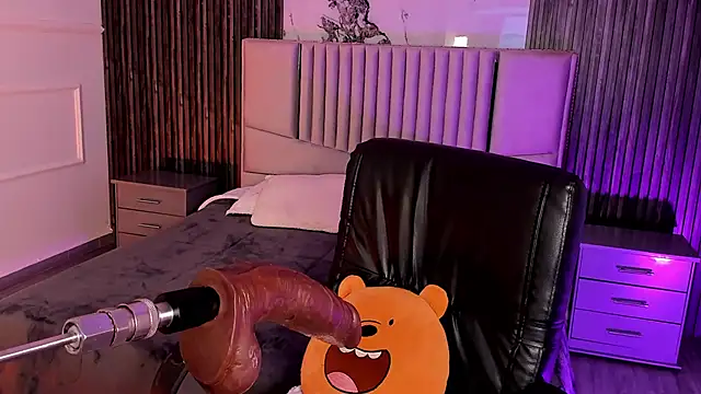 Lillyortiz online show from 10.27.25