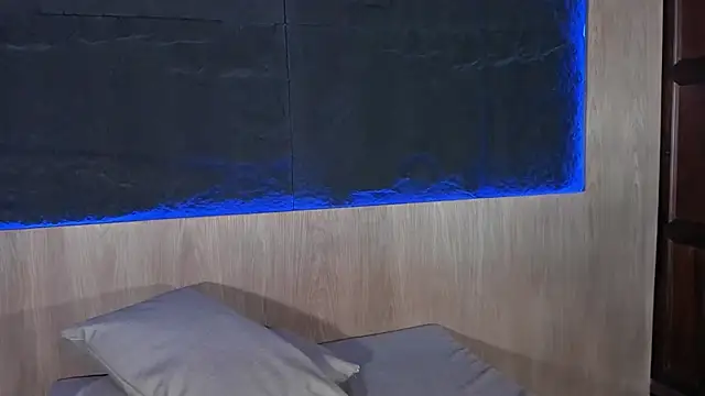 ArtemisaBlake online show from 01.28.25