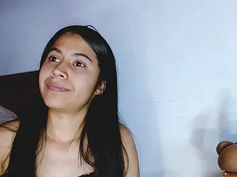 Snapshot of brihanna_lena chatting on 06.23.26 brihanna lena online show from 06.23.26