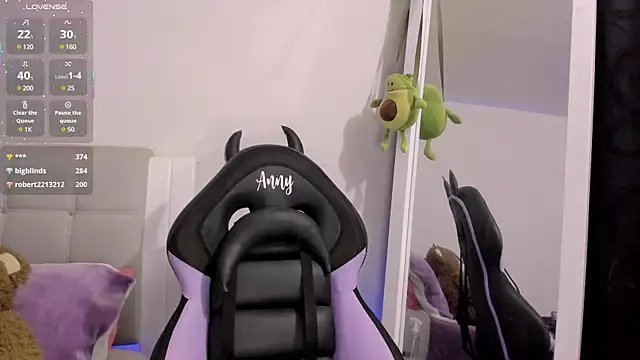 Any Roussee online show from 03.01.25