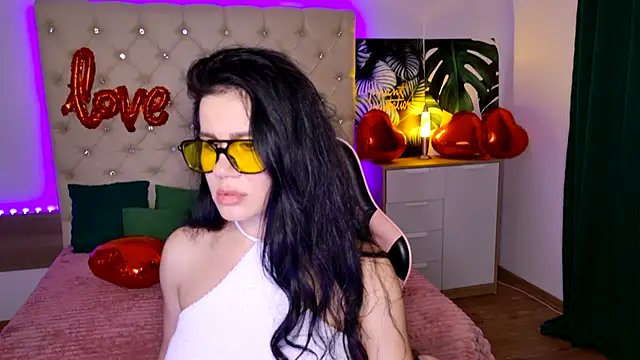 KattieSims online show from 02.14.25
