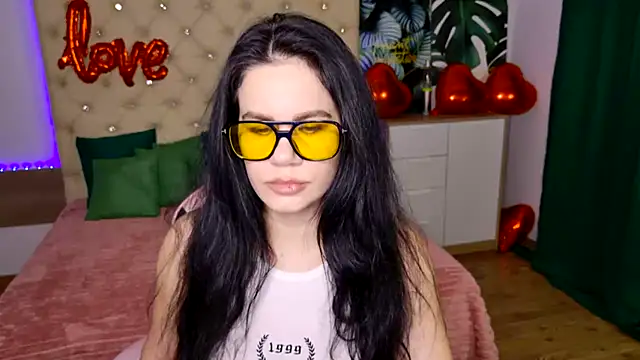 KattieSims online show from 02.16.25