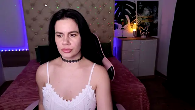 KattieSims online show from 03.19.25