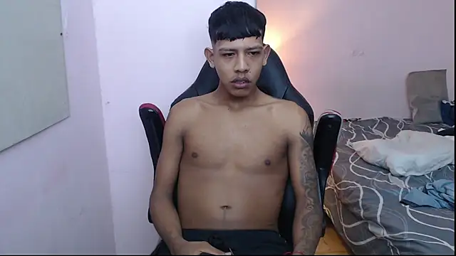 Snapshot of mr_stiven_ chatting on 01.11.25 mr stiven  online show from 01.11.25