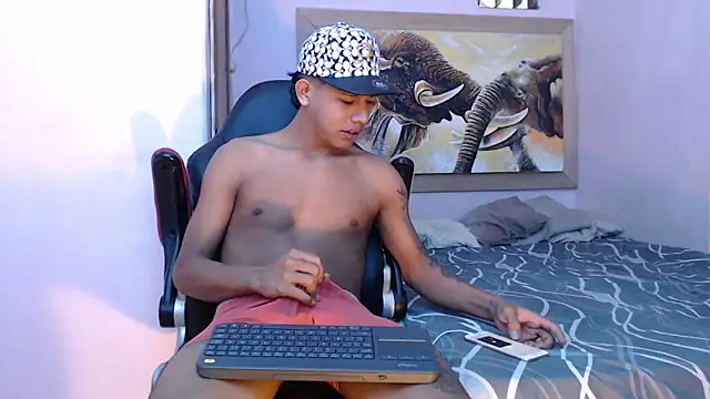 Snapshot of mr_stiven_ chatting on 03.04.25 mr stiven  online show from 03.04.25