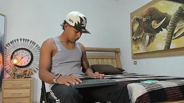 mr stiven  online show from 04.17.26