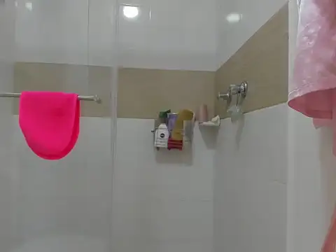 Liah ferrer online show from 12.18.24