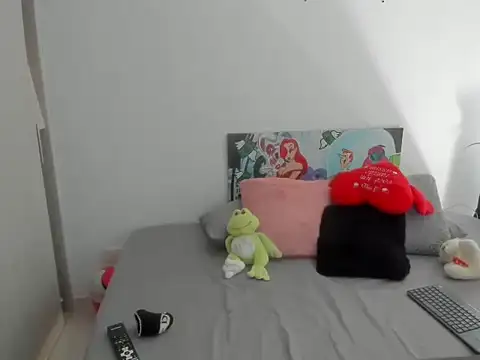 Liah ferrer online show from 12.19.24