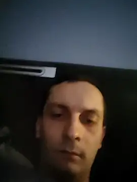 Snapshot of Kondzio chatting on 12.22.24 Kondzio online show from 12.22.24