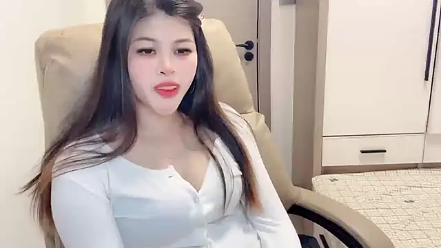 Snapshot of Ytao-528 chatting on 11.25.25 Ytao-528 online show from 11.25.25