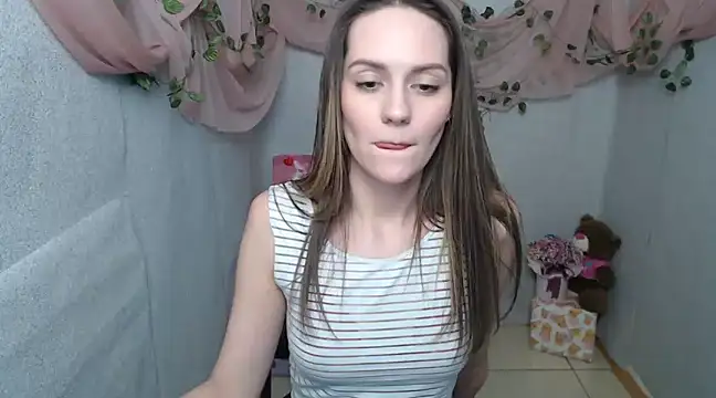 Lina Star S online show from 01.04.25