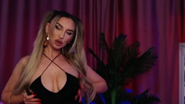 FelyJolie online show from 01.21.25