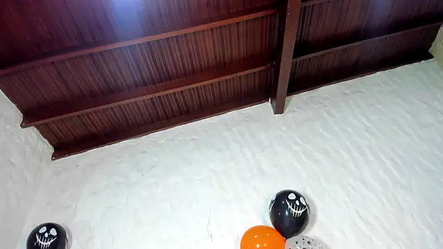 Camila  Gomez online show from 10.25.25