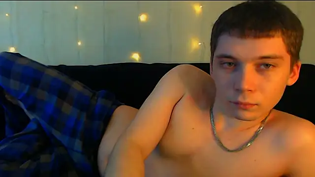 Snapshot of __sugarrebit chatting on 12.21.24   sugarrebit online show from 12.21.24