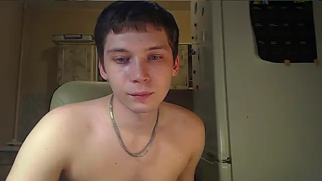 Snapshot of __sugarrebit chatting on 01.04.25   sugarrebit online show from 01.04.25