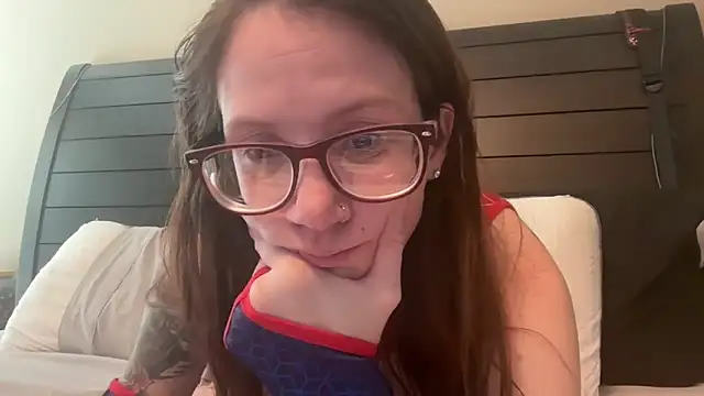 Snapshot of yourstrulylivy69 chatting on 01.22.25 yourstrulylivy69 online show from 01.22.25