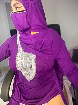 jazmin anbar online show from 04.17.26