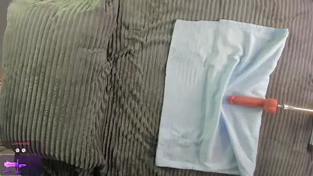 Snapshot of catleya_0 chatting on 02.23.25 catleya 0 online show from 02.23.25