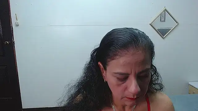 sasi luna online show from 02.21.25