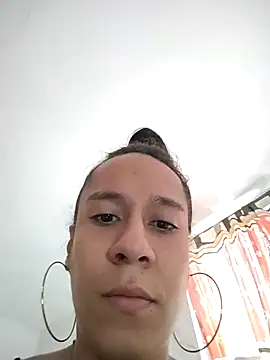 Snapshot of elizabeth_rosa21 chatting on 02.24.25 elizabeth rosa21 online show from 02.24.25