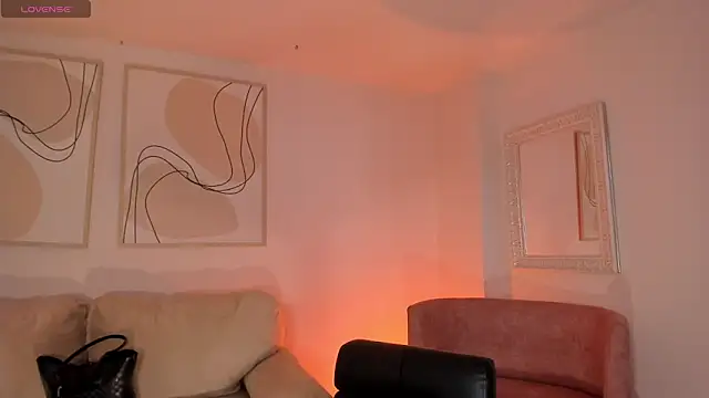 MiaFarrell  online show from 03.14.26