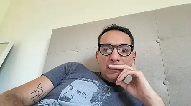 alex ruiz85 online show from 03.05.25